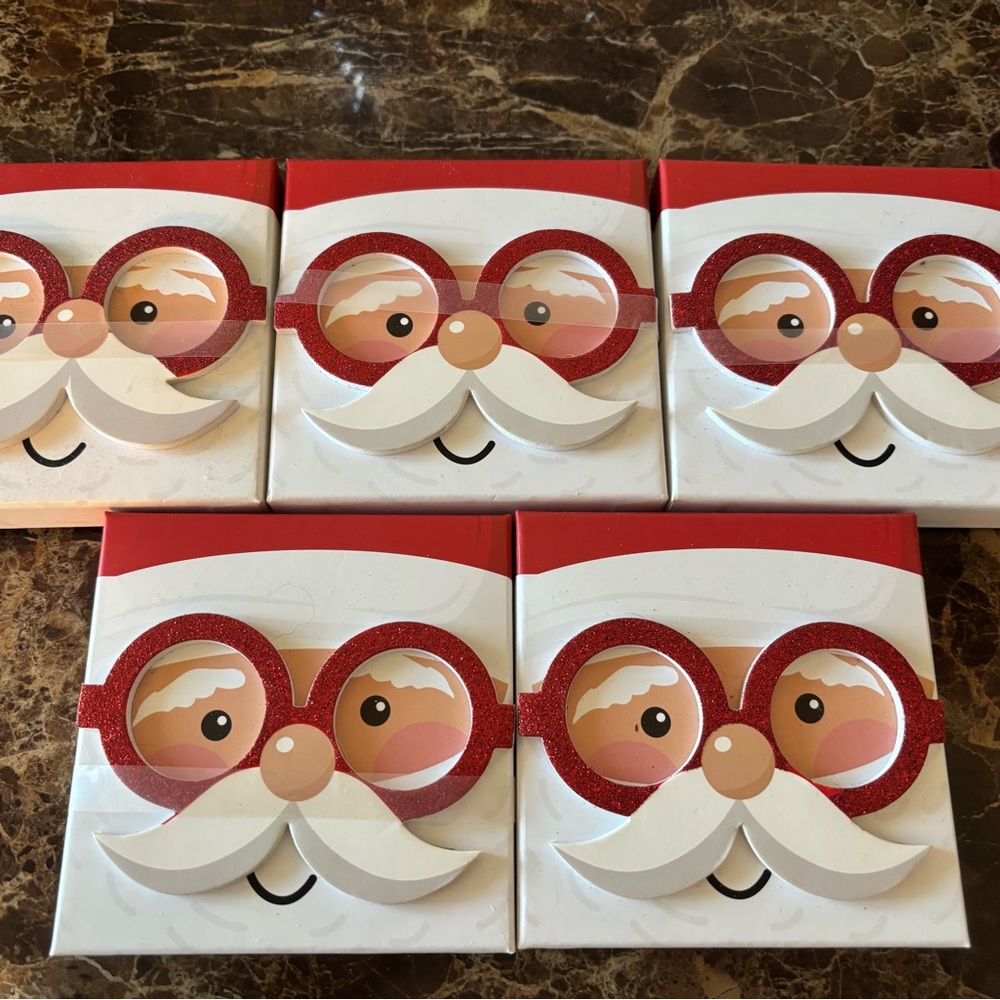 5 Holiday Time Santa Gift Card Holder in Red NEW